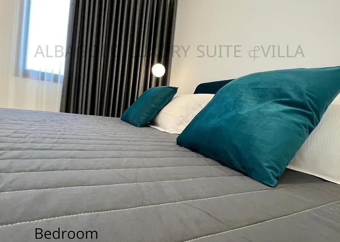 Pensión Alba Gold Luxury & 4*