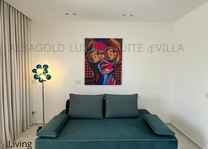 Πανσιόν Alba Gold Luxury & 4*